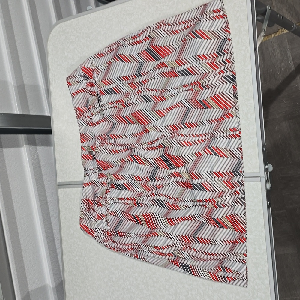 Tail White Label Geometric Skort Tennis Golf-‎ Red Cream Gray and White- Size L